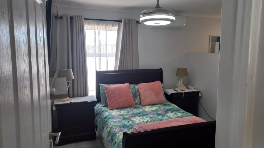 3 Bedroom Property for Sale in Lampiesbaai Western Cape